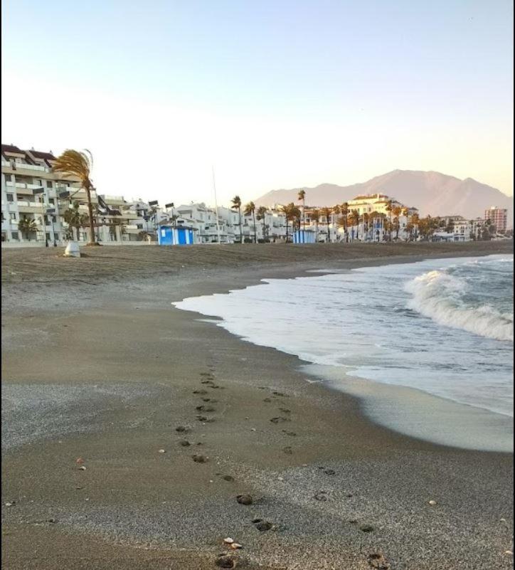 Lovely Aldea Beach Apartment Manilva Bagian luar foto