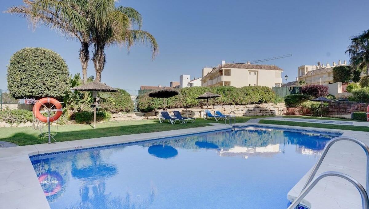 Lovely Aldea Beach Apartment Manilva Bagian luar foto