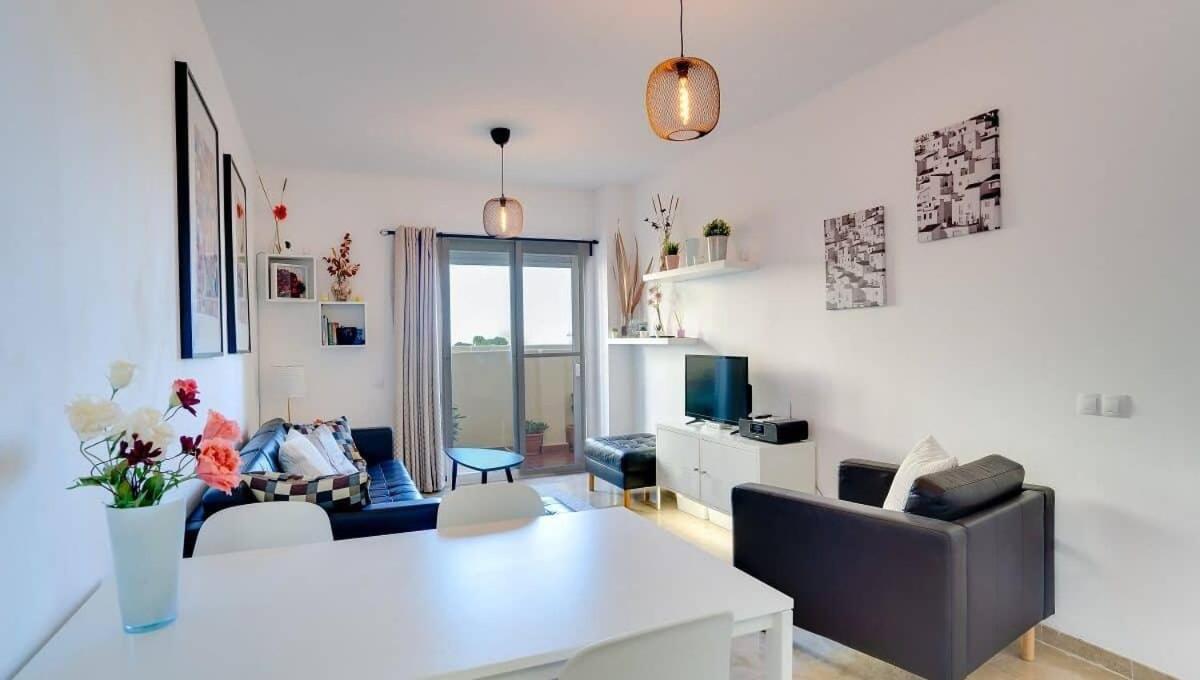 Lovely Aldea Beach Apartment Manilva Bagian luar foto